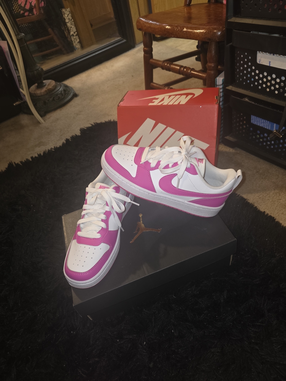 Nike Women’s Low-Top Sneakers in White and Bright Pink